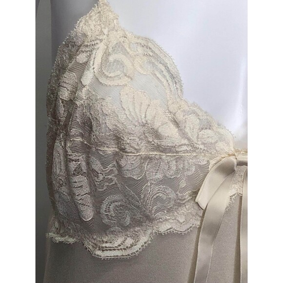 1970s Light Ivory White Lace Tiered Sleeveless Maxi Slip Lingerie Dress W/Bow. S - Picture 5 of 10